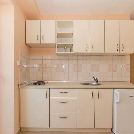 Apartments Old Grandfather'S House Banj エクステリア 写真